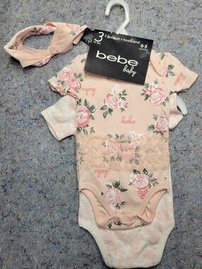 Infant girl onesie set, bebe, size 0-3 months, pink, new